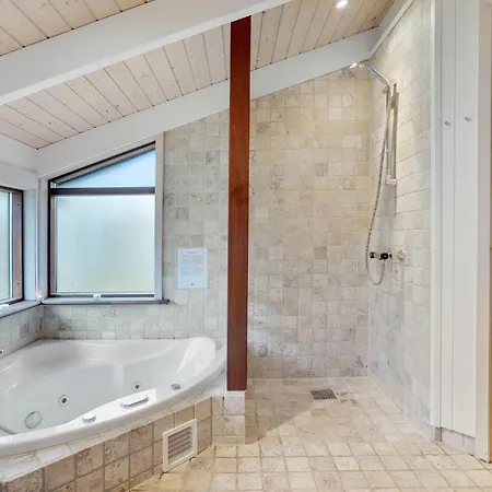 Knold-asen H-617 Holiday home *