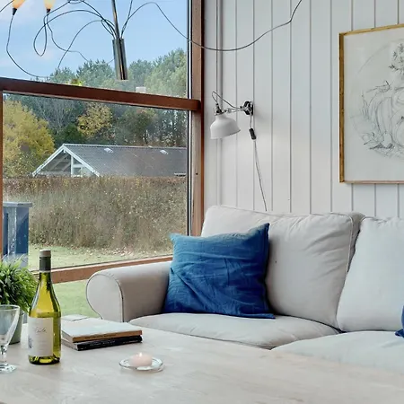 3 Bedroom Cozy In
